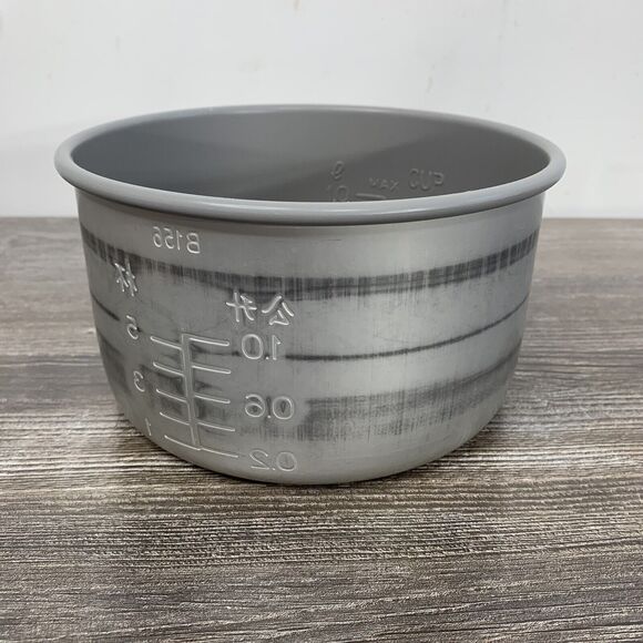Used Zojirushi 5-Cup Rice Bowl for NS-PC10 Rice Cooker & Warmer Made in Japan - Picture 1 of 6